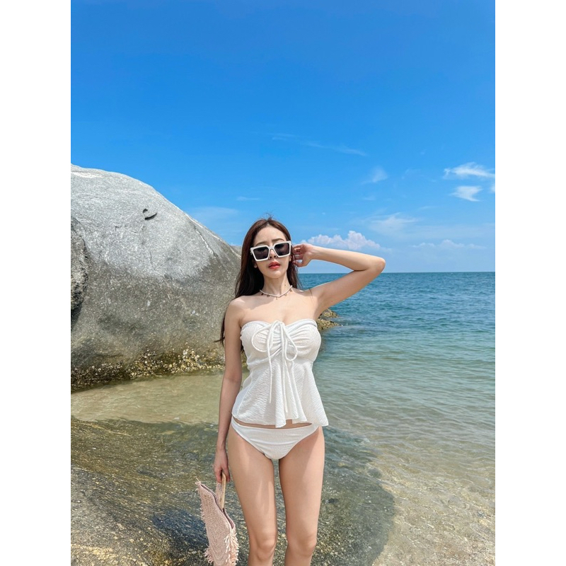 Yumi Collection ชุดว่ายน้ำสุดคุ้ม 3 ชิ้น
