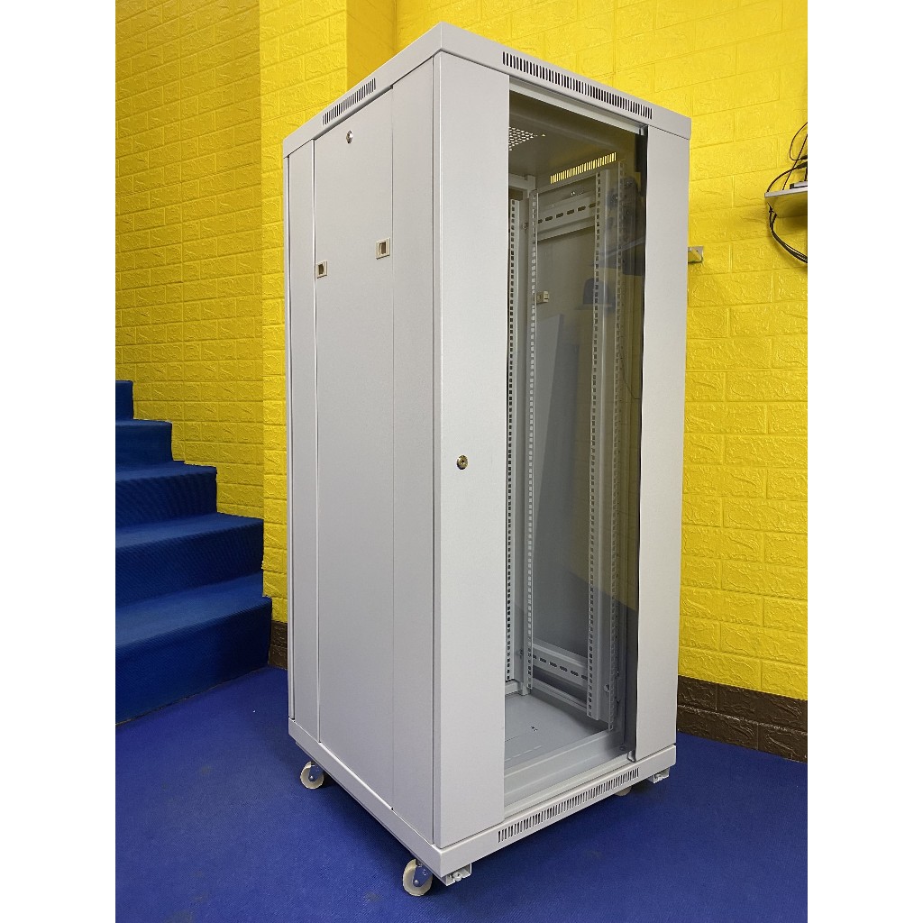 ตู้แร็ค Network Cabinet 19" 27U ลึก 60 ซม.แถมพัดลม 2 ตัว ถาดรองอุปกรณ์ 2 ชิ้น