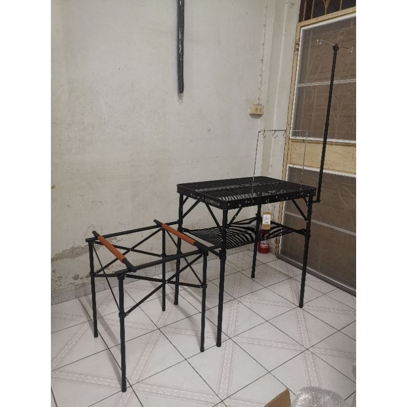 Kitchen table camping