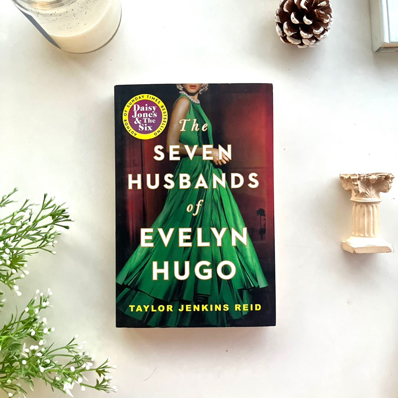 The seven husbands of Evelyn Hugo นวนิยายภาษาอังกฤษ