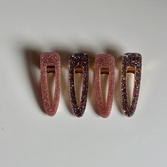 (PRE-ORDER 7-10 DAYS) gimmeblessed.co — makeup assist clips glitter (กิ๊ฟเซตสีชมพูกลิตเตอร์/Set 4 pcs)