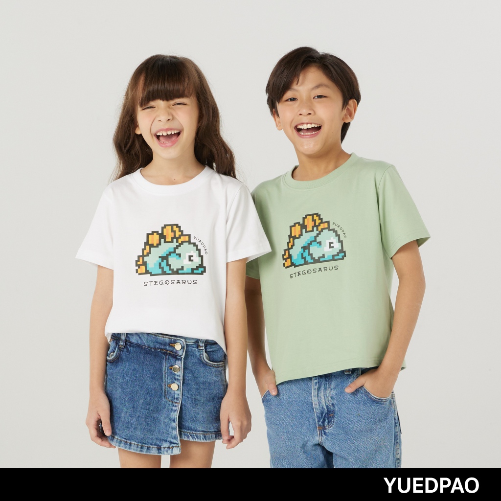 Yuedpao Kids เสื้อยืดเด็ก สีสดใส สไตล์มินิมอล ผ้านุ่ม สัมผัสเบาสบาย Unisex kids screen Dino Sleepy