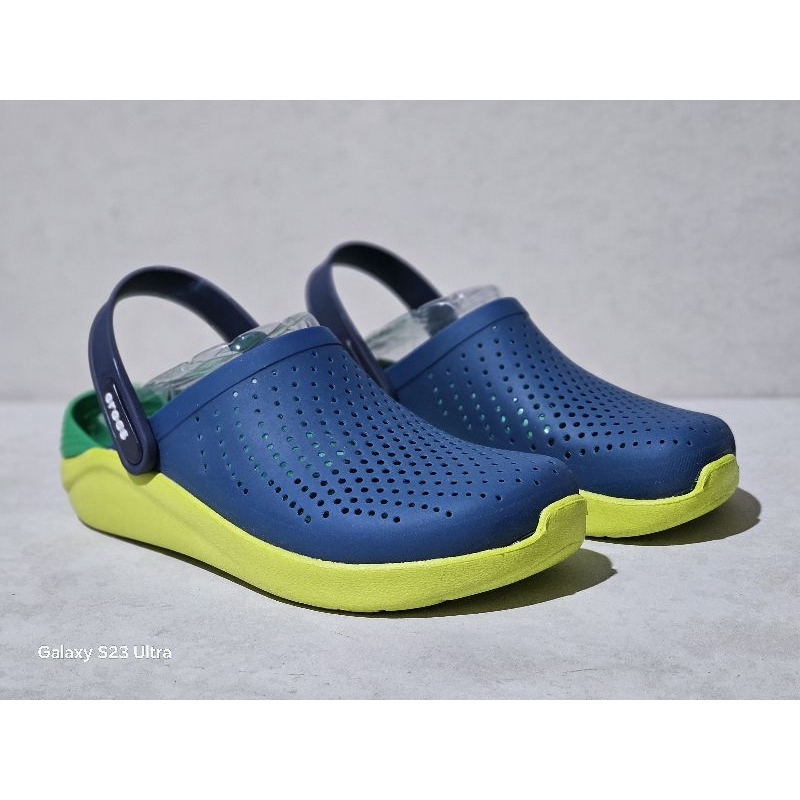 ส่งจากนครนายกCrocs LiteRideหิ้วนอก ถูกกว่าshop Crocs Literide Clog