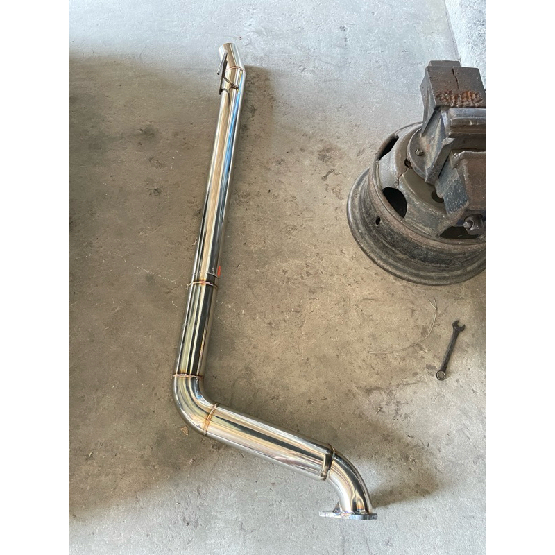 ท่อออกใต้คนขับ ครึ่งคัน ดีแม็กเก่าคอมมอนเร็วปี2005-2011 โบF55 ขนาด3นิ้ว