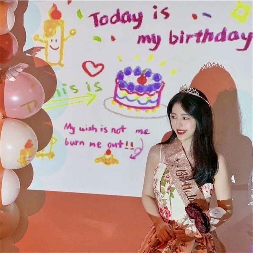 Sunflower66 มินิโปรเจคเตอร์ โปรเจคเตอร์วันเกิด Happy Birthday  เครื่องฉายภาพปาร์ตี้ พร้อมส่ง