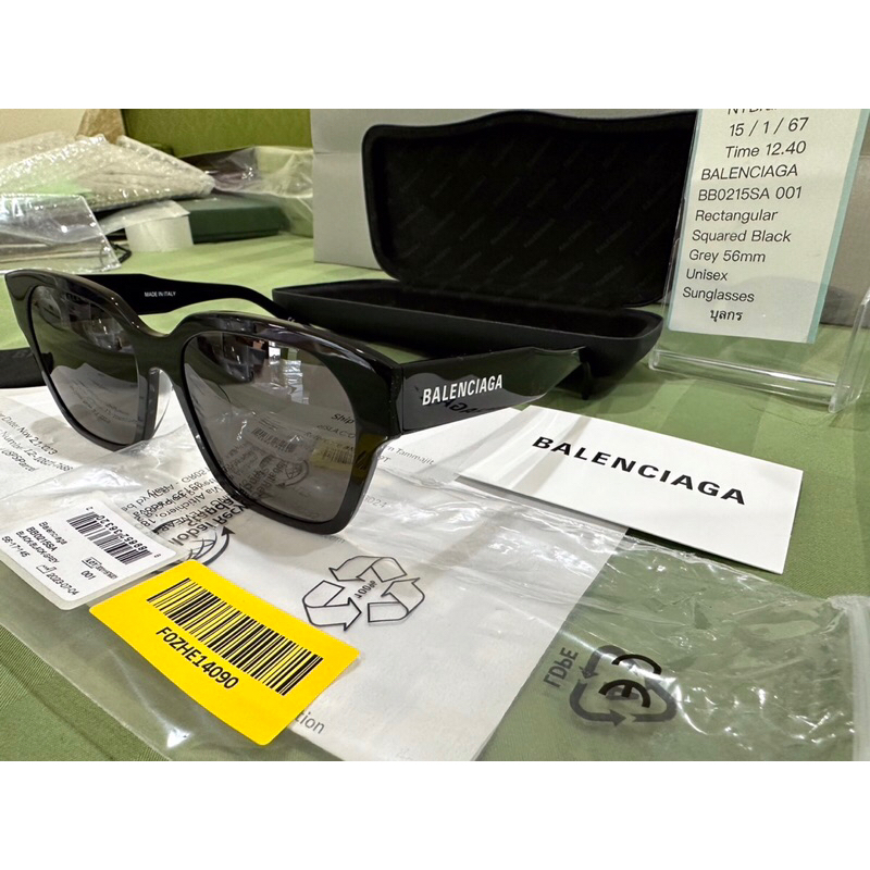 New BALENCIAGA BB022 15SA 001 Rectangular Squared Black Grey 56MM Unisex Sunglasses  มือ1 ปี23 เดือน