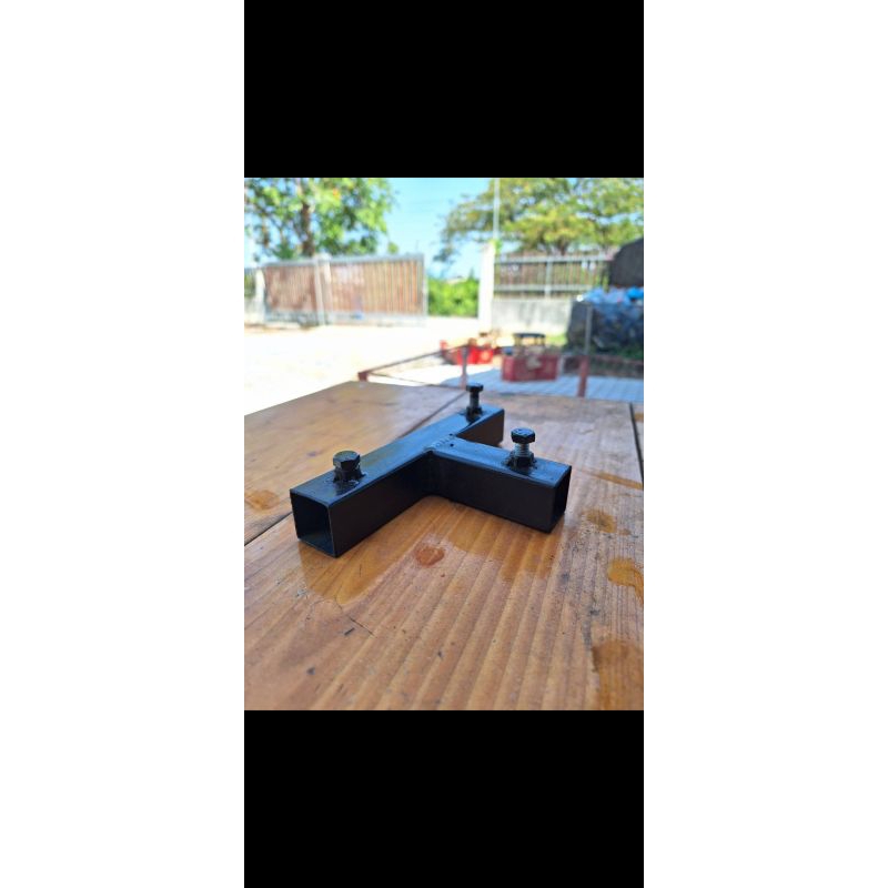 ข้อต่อเหล็กกล่อง3ทางรูปตัวT สำหรับต่อเหล็กกล่องขนาด1×1นิ้ว