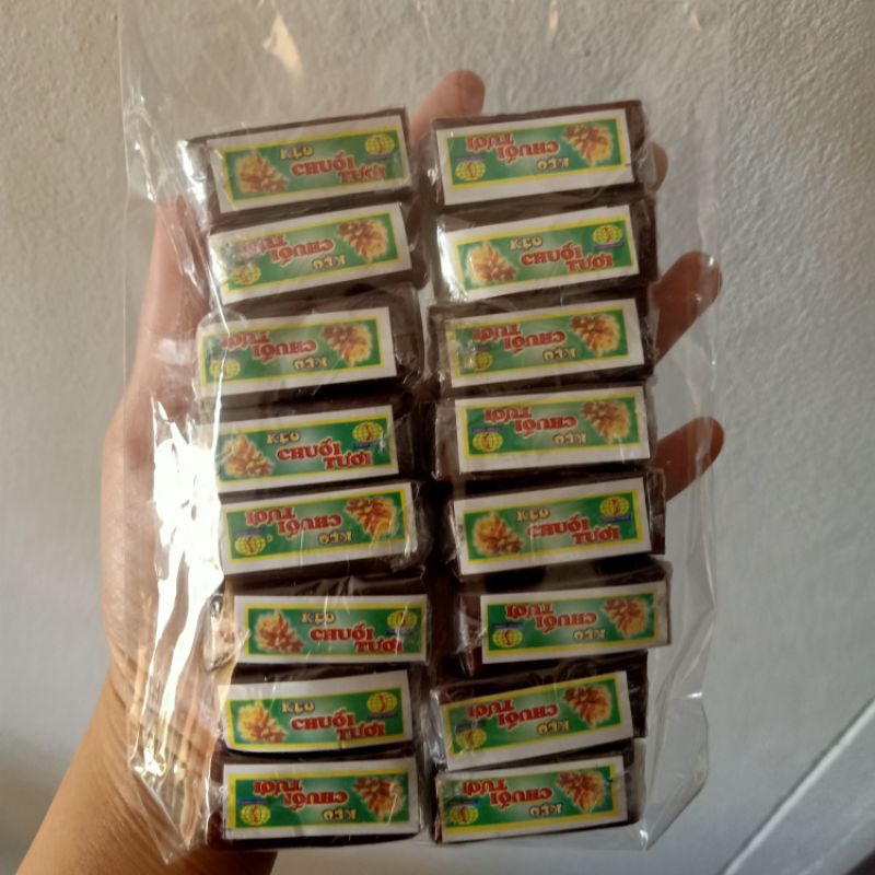 ขนมกล้วยกวนเวียดนามกล้วยกวนนำเข้าจากประเทศเวียดนามจำนวน16ชิ้นต่อห่อ