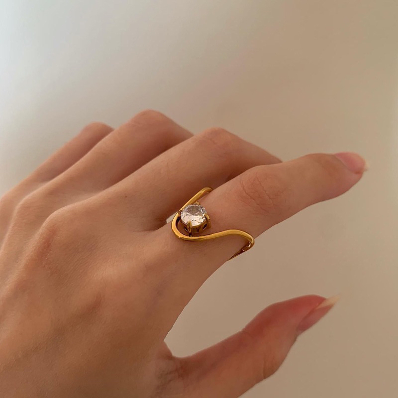 ส่งต่อ HER OBJECTIVE_HER CLASSY RING COLLECTION