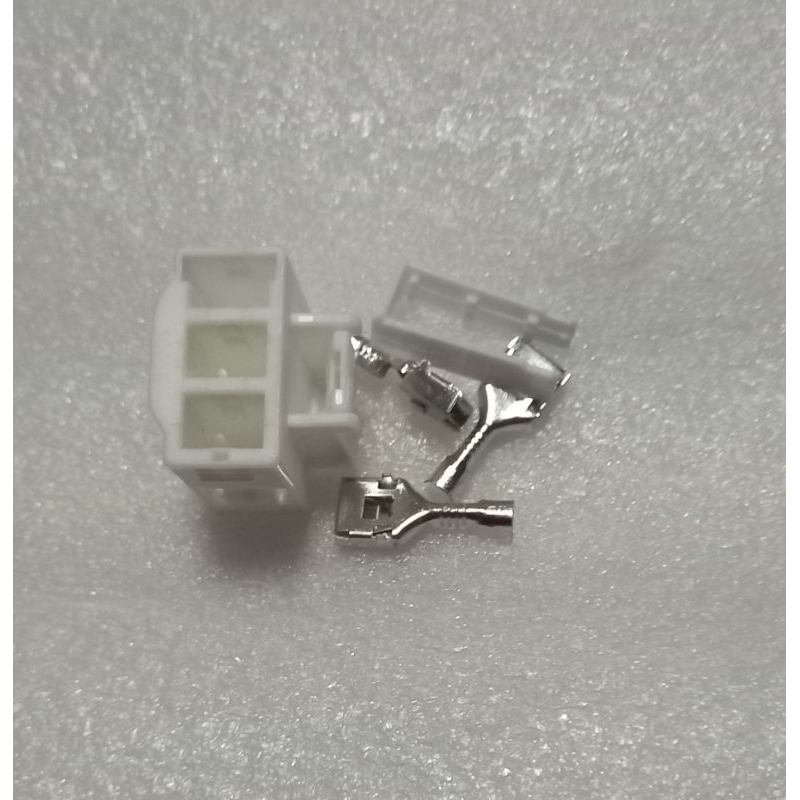 ปลั๊กมัดไฟ Aerox เสียบเข้ากับกล่อง ECU พร้อมหางปลา ตามรูป (ปลั๊กกล่องขาว) - รูปที่ 2