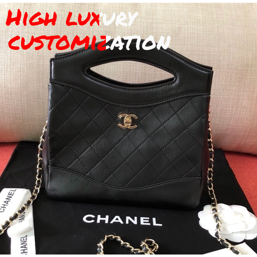 กระเป๋าถือคลัทช์ขนาดเล็กของ Chanel/ Chanel mini clutch handbag/21X20X7cm