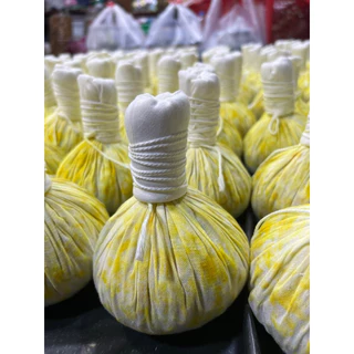 ประคบสด 400-500กรัม (ทำใหม่ทุกวัน) กลิ่นหอมชื่นใจ ลูกใหญ่ เครื่องแน่น!!