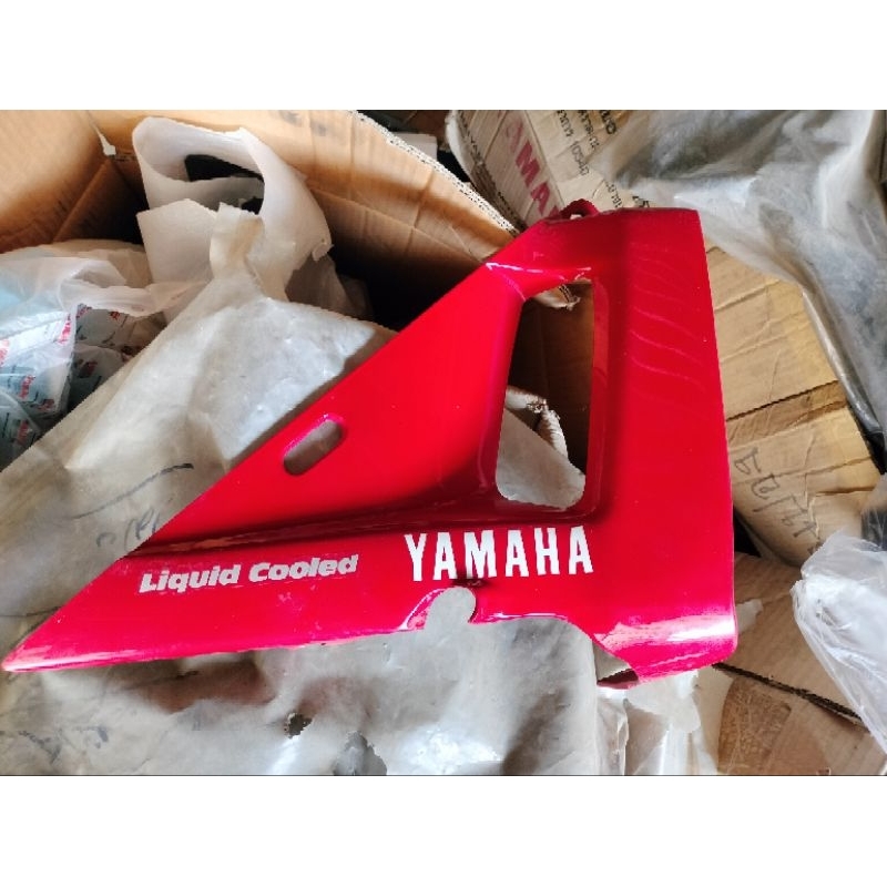 ปีกหม้อน้ำ Yamaha ZR120 แท้ใหม่
