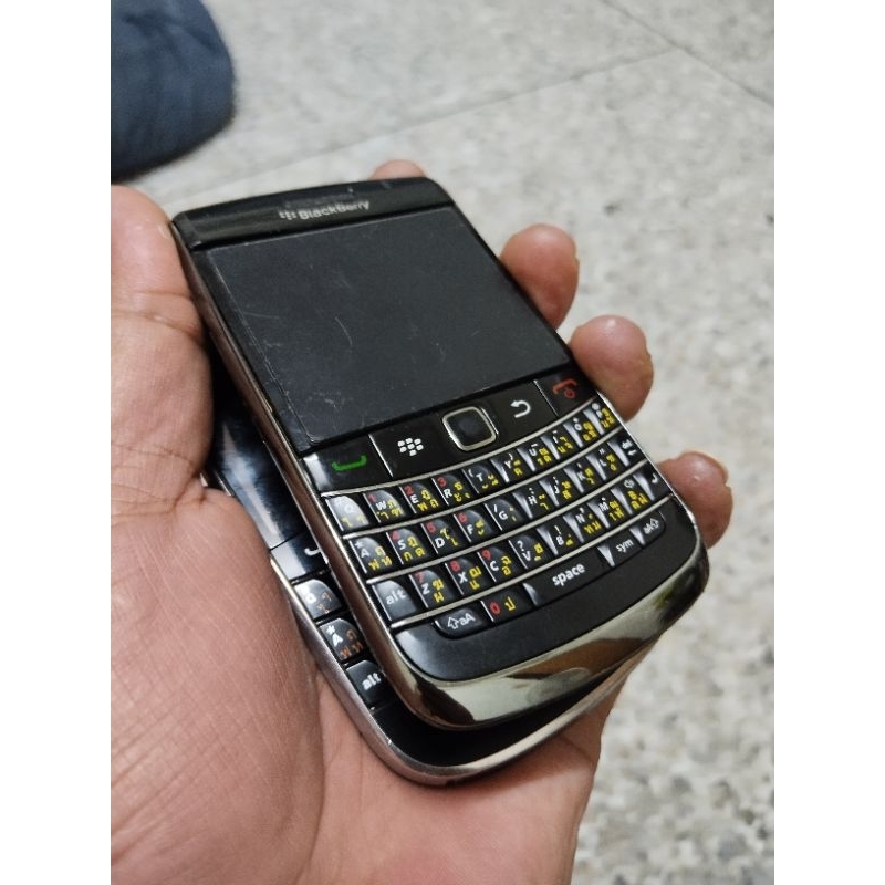 งานซาก/อะไหล่2ตัว blackberry9900/9700