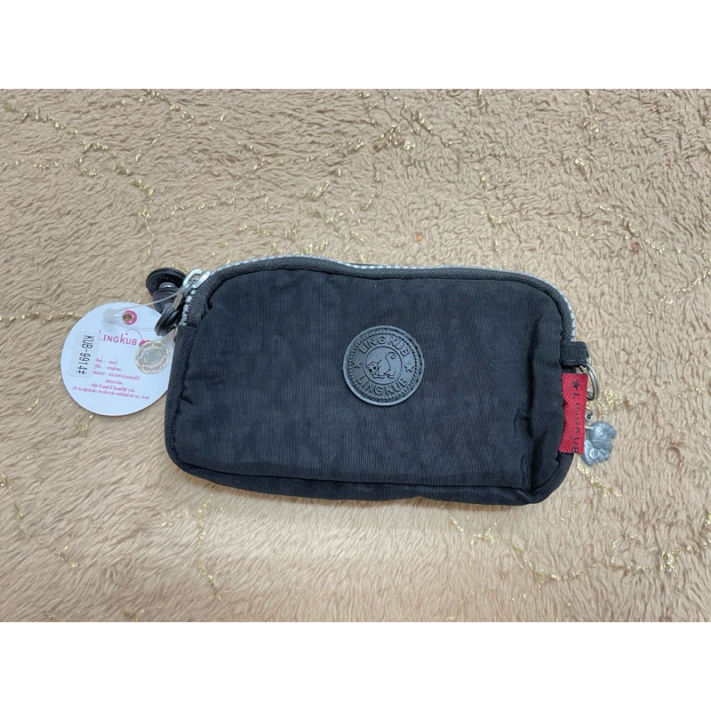 กระเป๋าสตางค์ สีดำซิป3ช่อง สไตล์ kipling ของใหม่ค่ะ แบรนด์ Lingkub