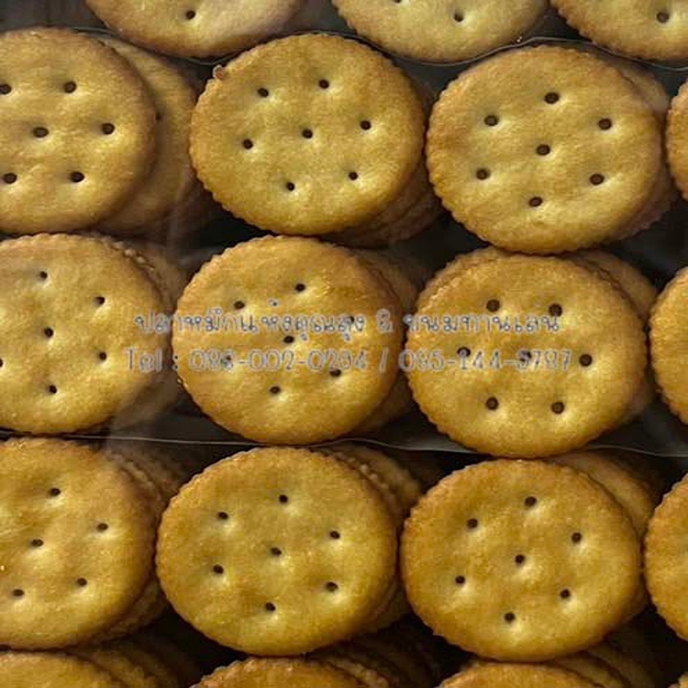 *ขนมปี๊บแบ่งขาย* ขนมปี๊บไวโอเลตแครกเกอร์เค็ม ไวโอเลต ขนาด 250g 500g และ 1000 กรัม ใส่ถุงซิปล็อกซีลอย่างดี