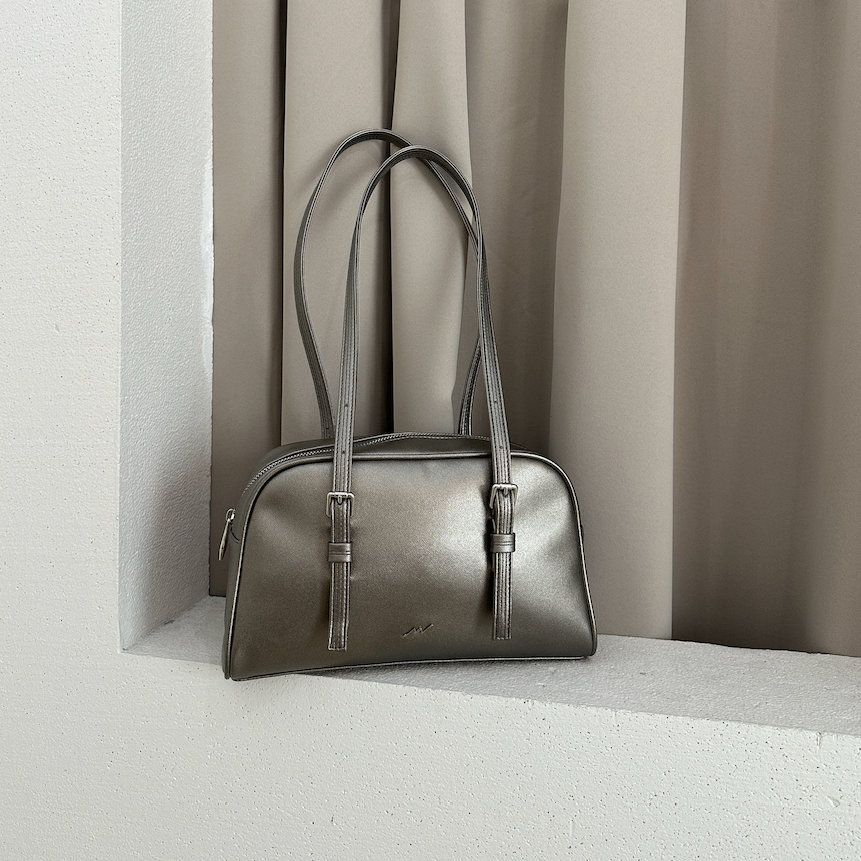 (พร้อมส่ง) NOW IS NOW TUBBY Shoulder Bag กระเป๋าสะพายข้าง