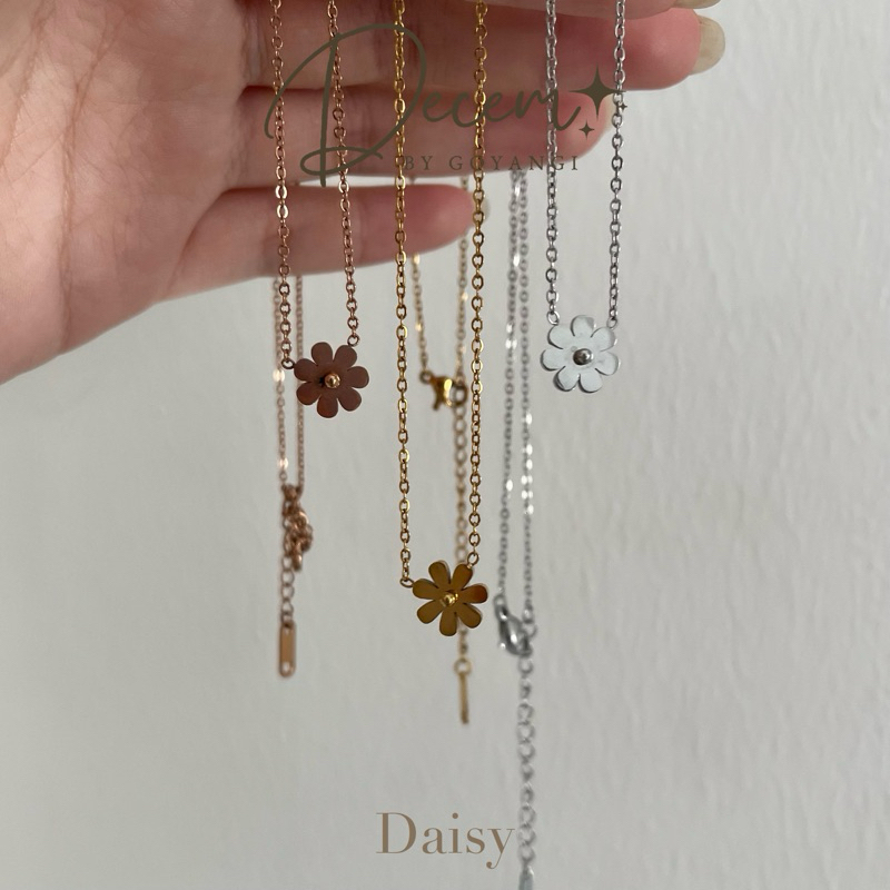 Decem- สร้อยคอรุ่น  Daisy สแตนเลสสามารถใส่โดนน้ำได้ ไม่ลอกไม่ดำ มีถุงเก็บแถมให้