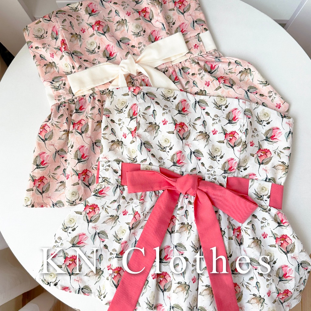 FG เสื้อเกาะอก ผูกโบว์หน้า สม็อคหลัง ลายดอกไม้