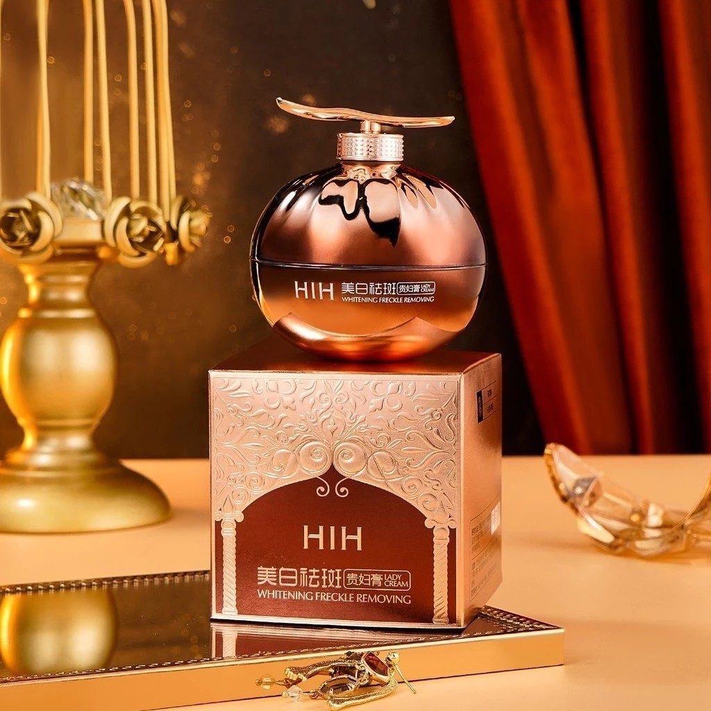 HIH ไวท์เทนนิ่ง บำรุงผิว ปกปิดจุดด่างดำบนใบหน้าได้เรียบเนียน 50g. NO.HI8032