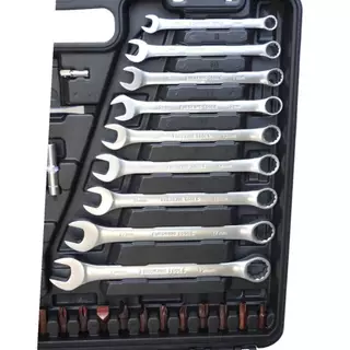 EURO KING TOOL บล็อกชุด รุ่น 111 ขนาด 1/2"-1/4"นิ้ว พร้อมชุดเครื่องมือ 111 ชิ้น ของแท้