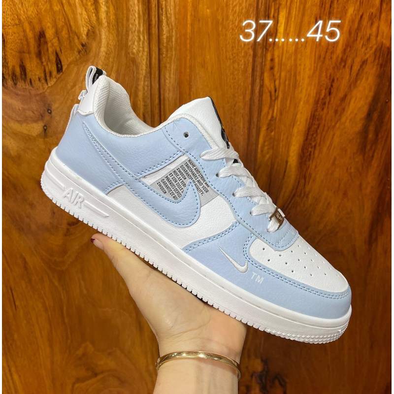 สินค้าพร้อมส่ง รองเท้าผ้าใบใส่ได้ ผู้หญิงและผู้ชาย มี36-45 ￼