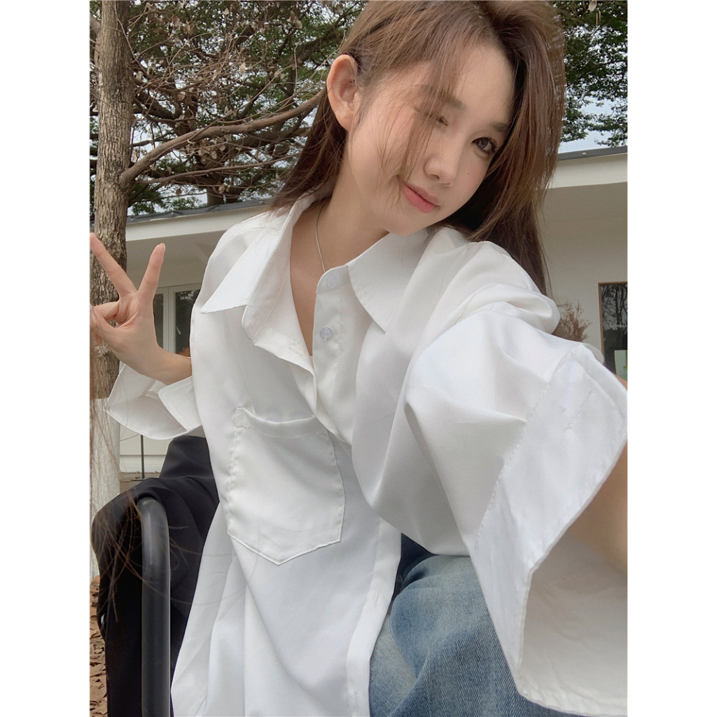 ส่งมาจากประเทศไทย😁เสื้อเชิ้ตสีขาว oversize เสื้อผ้ากระดุมหน้าแฟชั่นเกาหลี แมชง่ายกับทุกลุค FUUU095