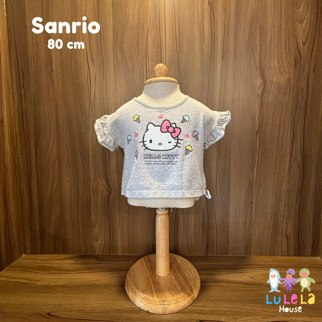 เสื้อยืดเด็กผู้หญิง Hello Kitty สีเทา แขนระบาย Sanrio (มือสอง) ของแท้!