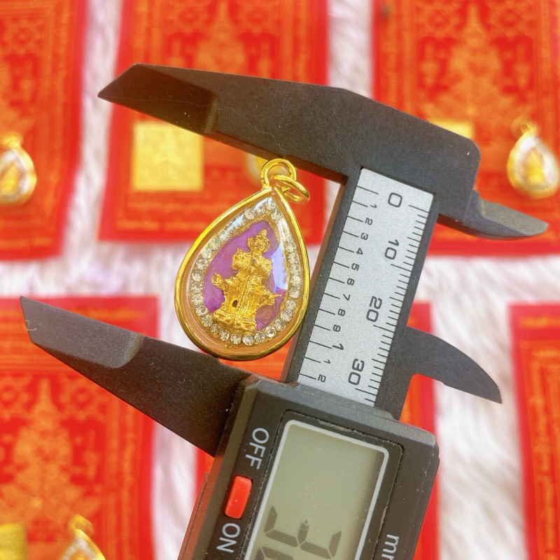 จี้ท้าวเวสสุวรรณล้อมเพชรประจำวันเกิด7สี7วัน แถมยันต์ท้าวเวส+แผ่นทองท้าวเวส - รูปที่ 2