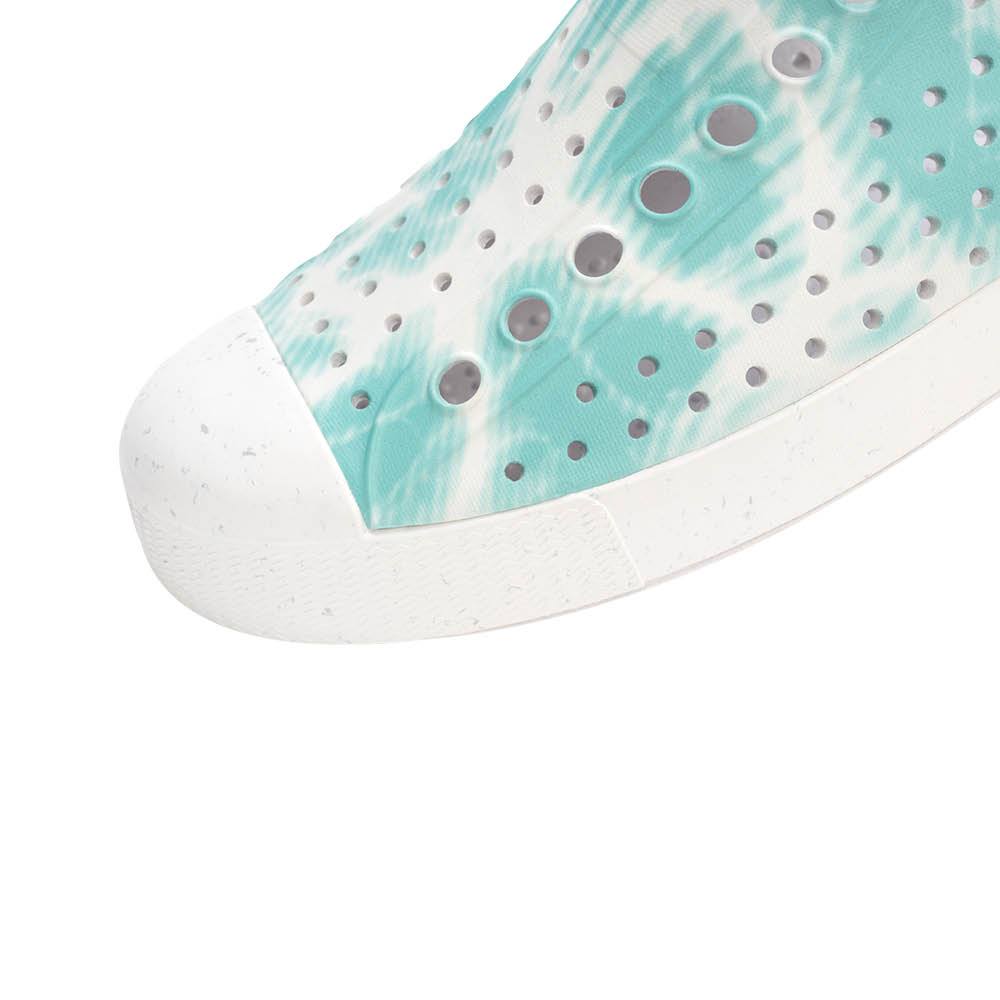 Native รองเท้ากันน้ำผู้ใหญ่ EVA รุ่น Jefferson Bloom Print Shell White/Shell White/Ocean