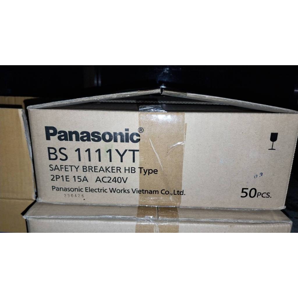 PANASONIC เบรกเกอร์ panasonic รุ่น BS1111YT 2P (ราคา 1กล่อง/50ตัว) safety breaker 15A