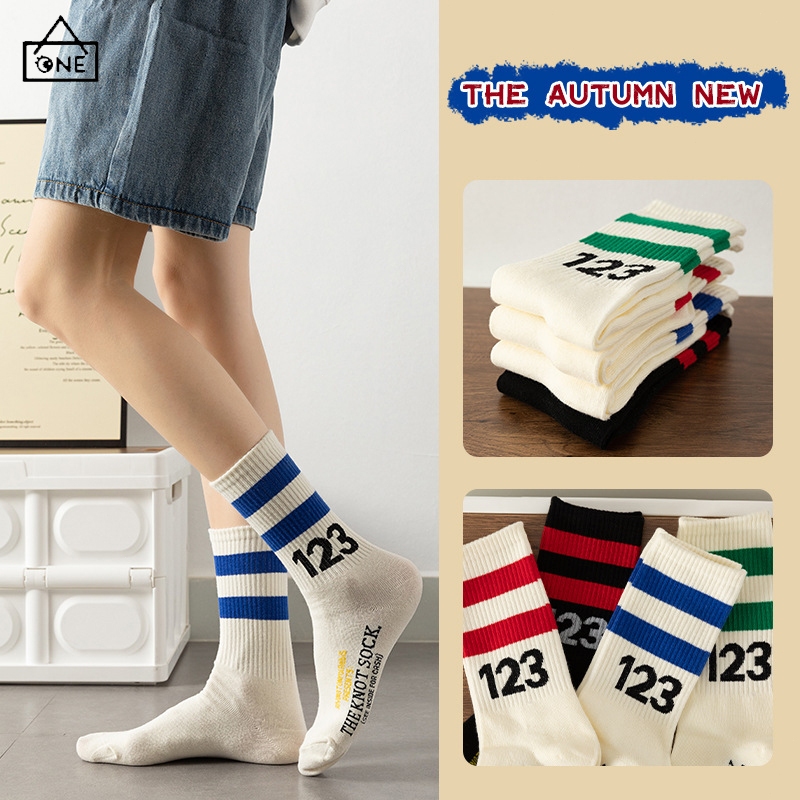 COD❤️ถุงเท้ากีฬาลําลองข้อสูงปานกลางแฟชั่นลายแถบฤดูใบไม้ร่วงและฤดูหนาวสไตล์เกาหลีและญี่ปุ่นสําหรับผู้ชายและผู้หญิง-a.one