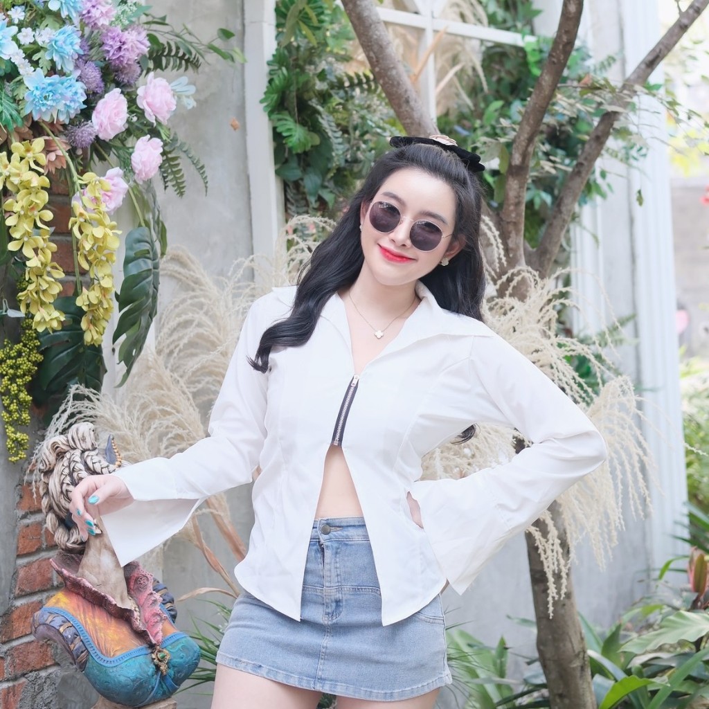 พร้อมส่ง เสื้อแขนยาวซิปหน้าพร้อมสายผูกเอว