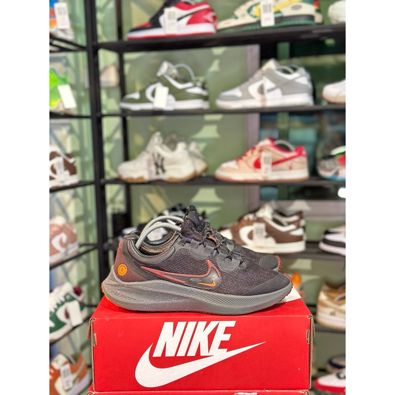 รองเท้าวิ่ง Nike มือสองสภาพดี