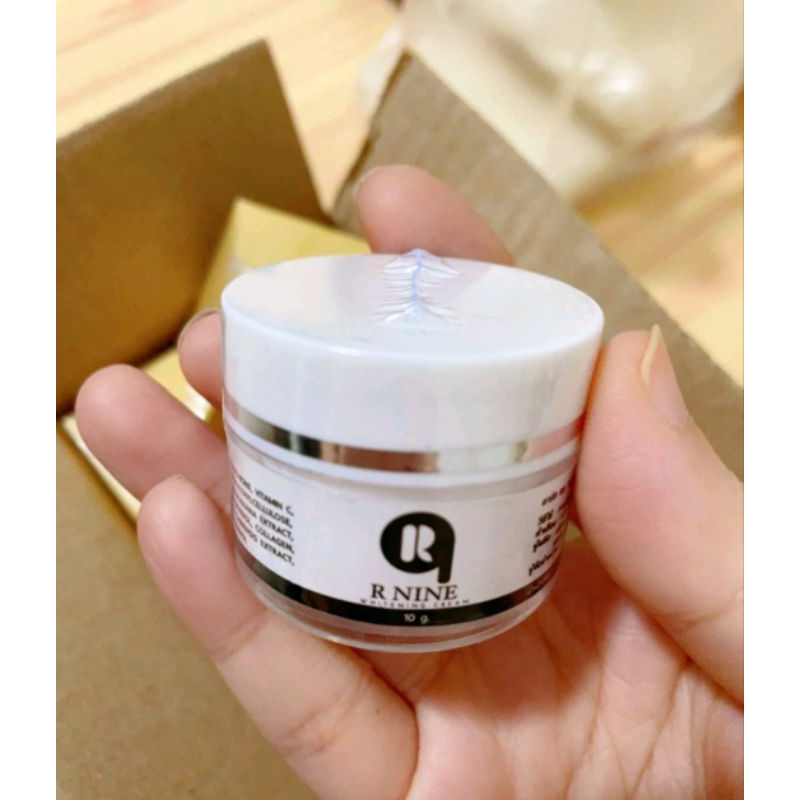ครีม R9 Whitening หน้ากระจ่างใส ครีมบำรุงผิวหน้า