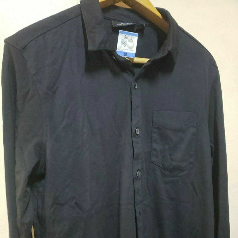 เสื้อแขนยาวโปโล สีดำคอปก Marc  Anthony Size 42-44 ยาว 28นิ้ว  F0966