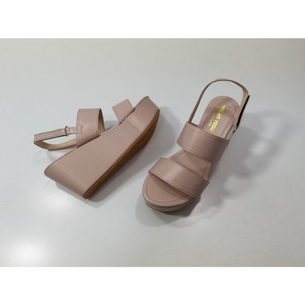 lin lin big shop​ รองเท้าแตะแฟชั่นส้นเตารีดสองตอนรัดส้นหนังออยนิ่ม รหัส​yy2523