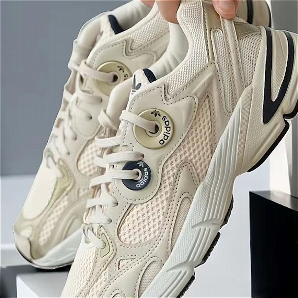 Adidas Originals Asitr Sneakers รองเท้าผ้าใบ รองเท้าวิ่ง แท้100%