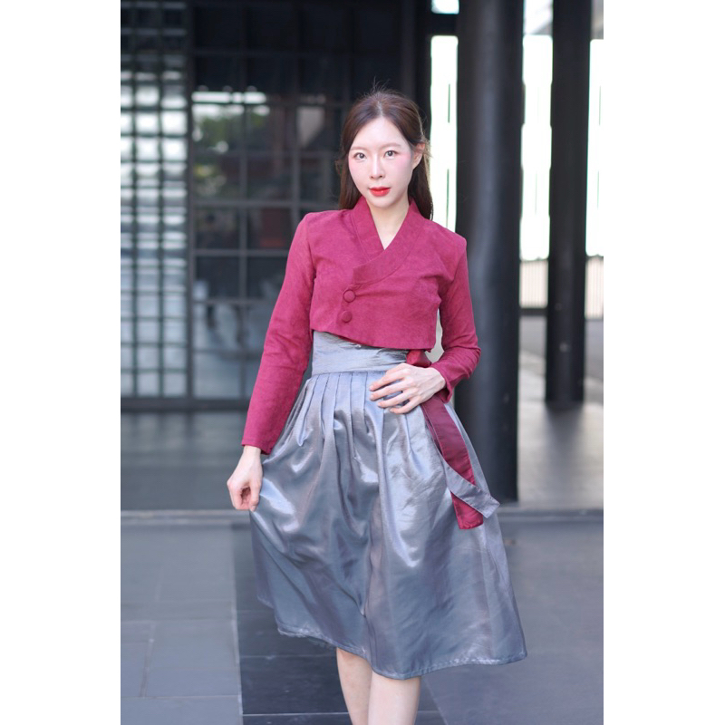 ชุดเซทฮันบกประยุกต์ (Velvet Crop&amp;Silk Skirt) Modern Hanbok by Boraunnii