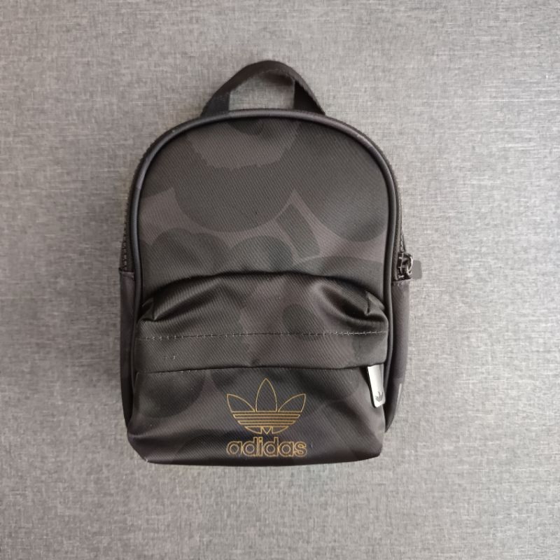 กระเป๋าเป้ Adidas x Marimekko mini backpack
