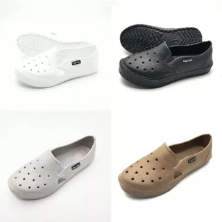 รองเท้าโรงงาน คัชชูไฟล่อน สีขาว KR3535  ไซส์ 36-43