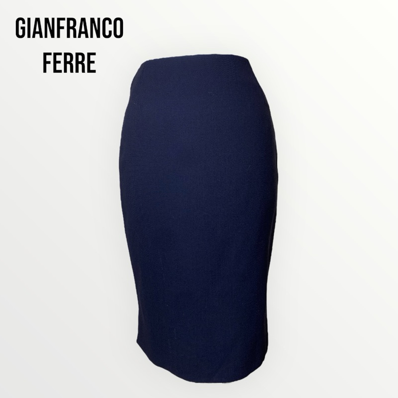 Gianfranco Ferre กระโปรงสีน้ำเงินเข้ม