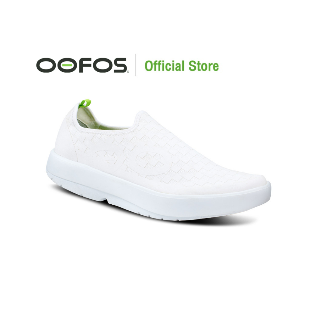 OOFOS OOMG MEN'S EEZEE - WHITE CHECKERBOARD - รองเท้าแตะเพื่อสุขภาพ นุ่มสบายเท้าด้วยวัสดุอูโฟม บอกลาปัญหาสุขภาพเท้า