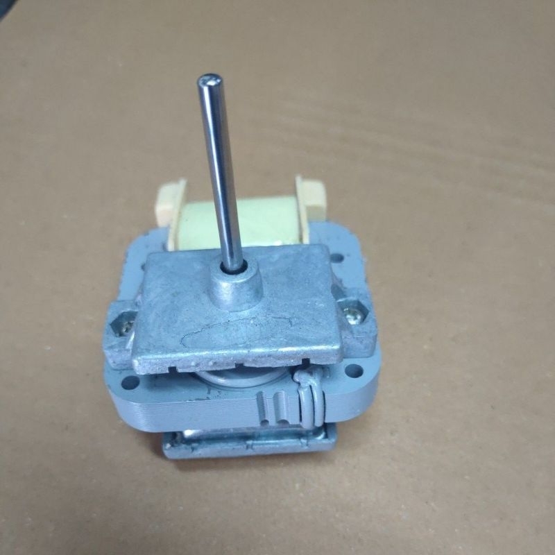 900054 มอเตอร์ตู้เย็นโนฟรอส sanyo