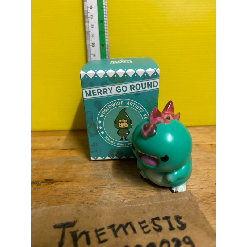 MERRY GO ROUND Worldwide Artist mohawk