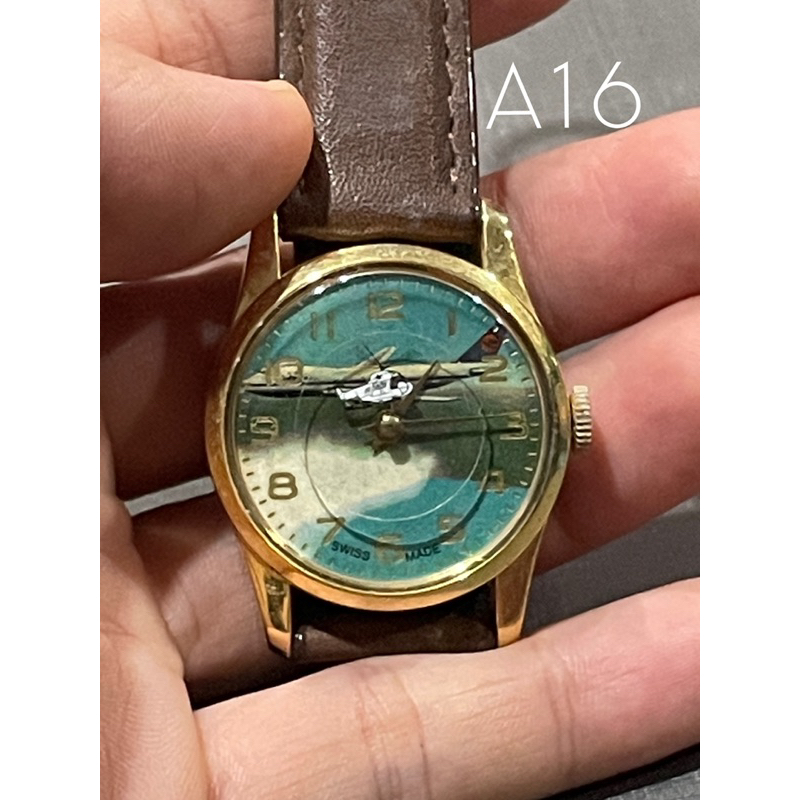 นาฬิกาไขลานหน้าการ์ตูนย์เข็มวินาทีแผ่นจานดิสของใหม่เก่าเก็บ Vintage Watch Football &amp; Helicopter Winding Swiss Made