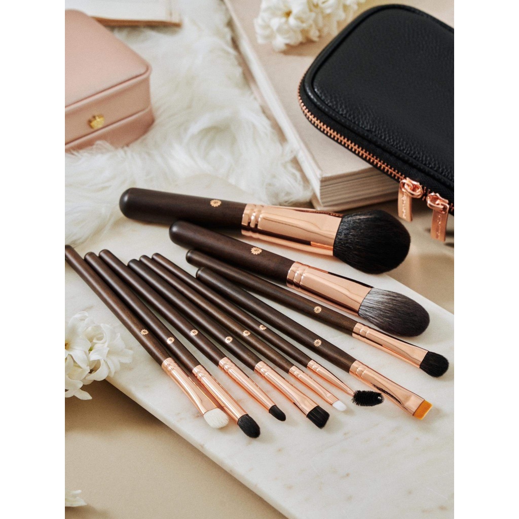 SUPERMOM l Rose gold brush set ชุดแปรงแต่งหน้า ด้ามไม้ ขนสังเคราะห์ เกรดพรีเมี่ยม 11 ด้าม พร้อมกระเป