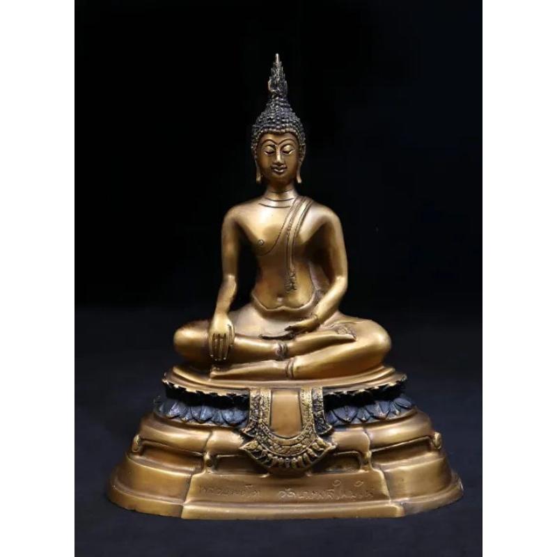 พระพุทธรูปบูชา หลวงพ่อโต วัดบางพลีใหญ่ใน ปี2520 หน้าตัก5นิ้ว เนื้อทองเหลือง ฐานบัวดำ