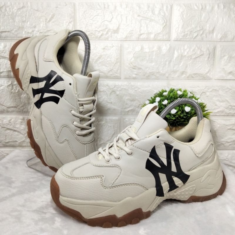 รองเท้ามือสอง NLB NY แท้💯