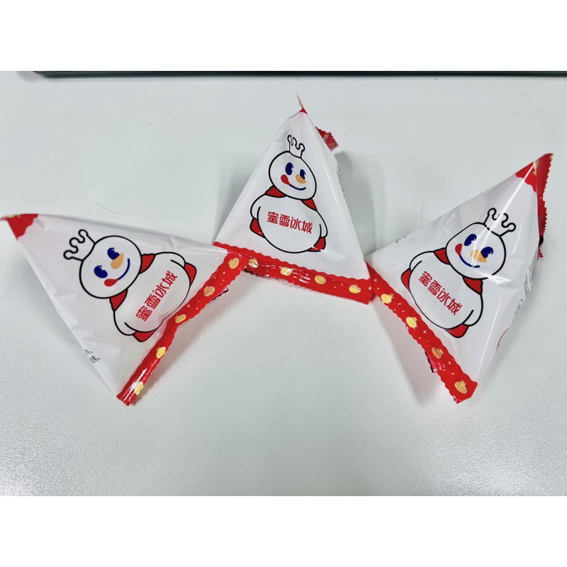 Mixue มี่เสวี่ย ตุ๊กตาหิมะล้มลุก ตัวละ 12 บาท